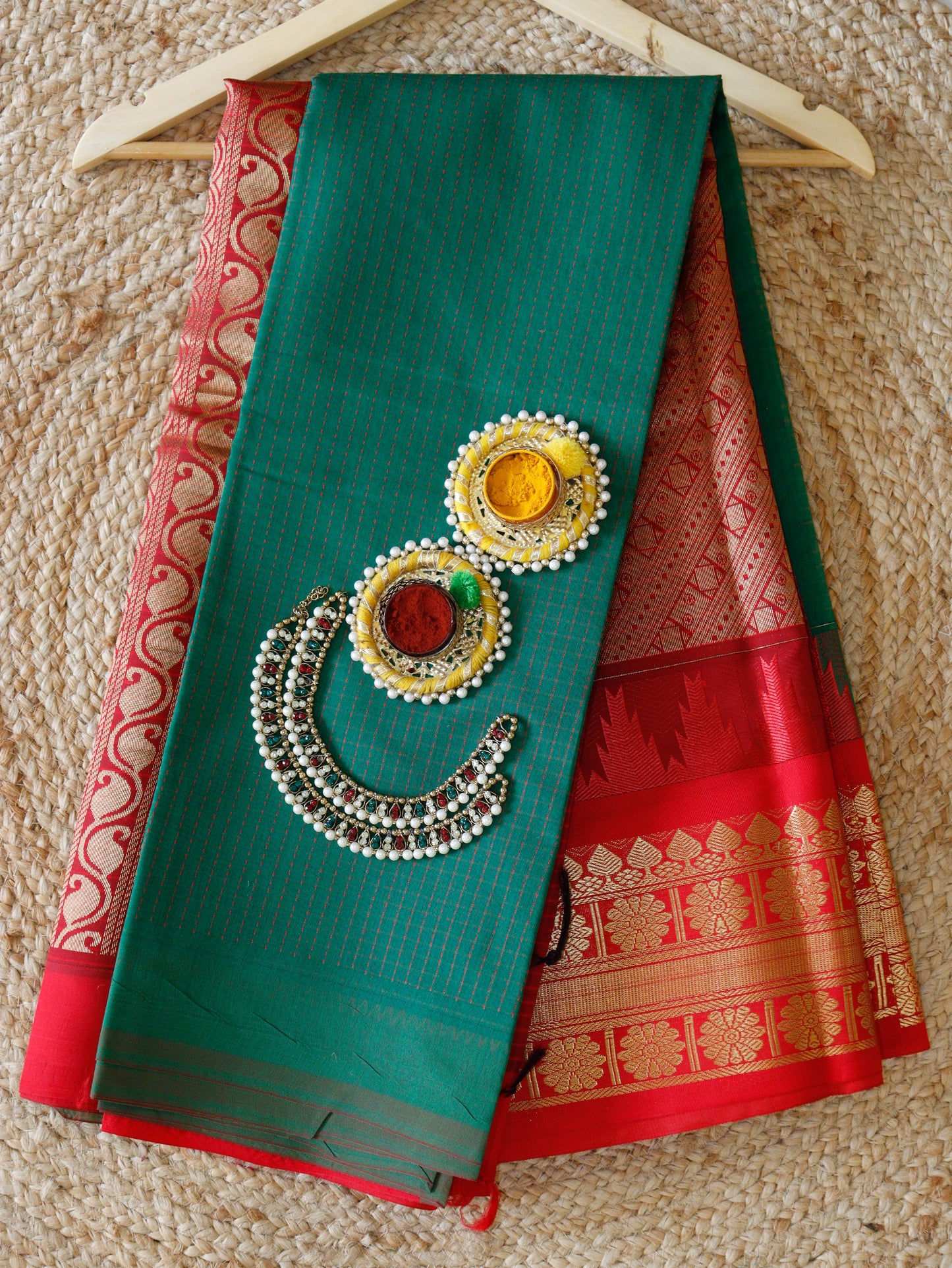 Vintage Green Cotton Saree | Fine checks