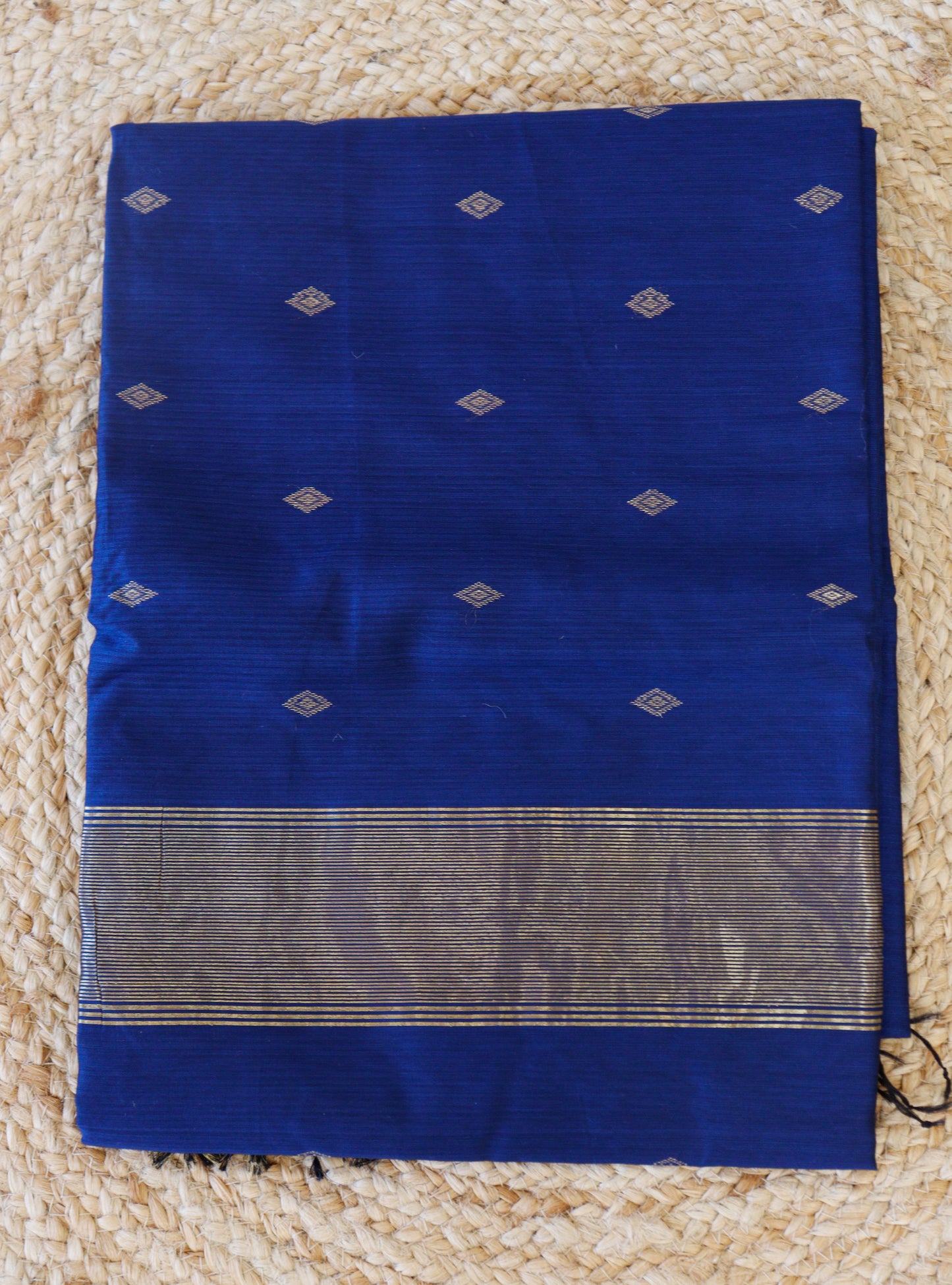 Royal Blue Maheshwari Saree - Diamond buttas
